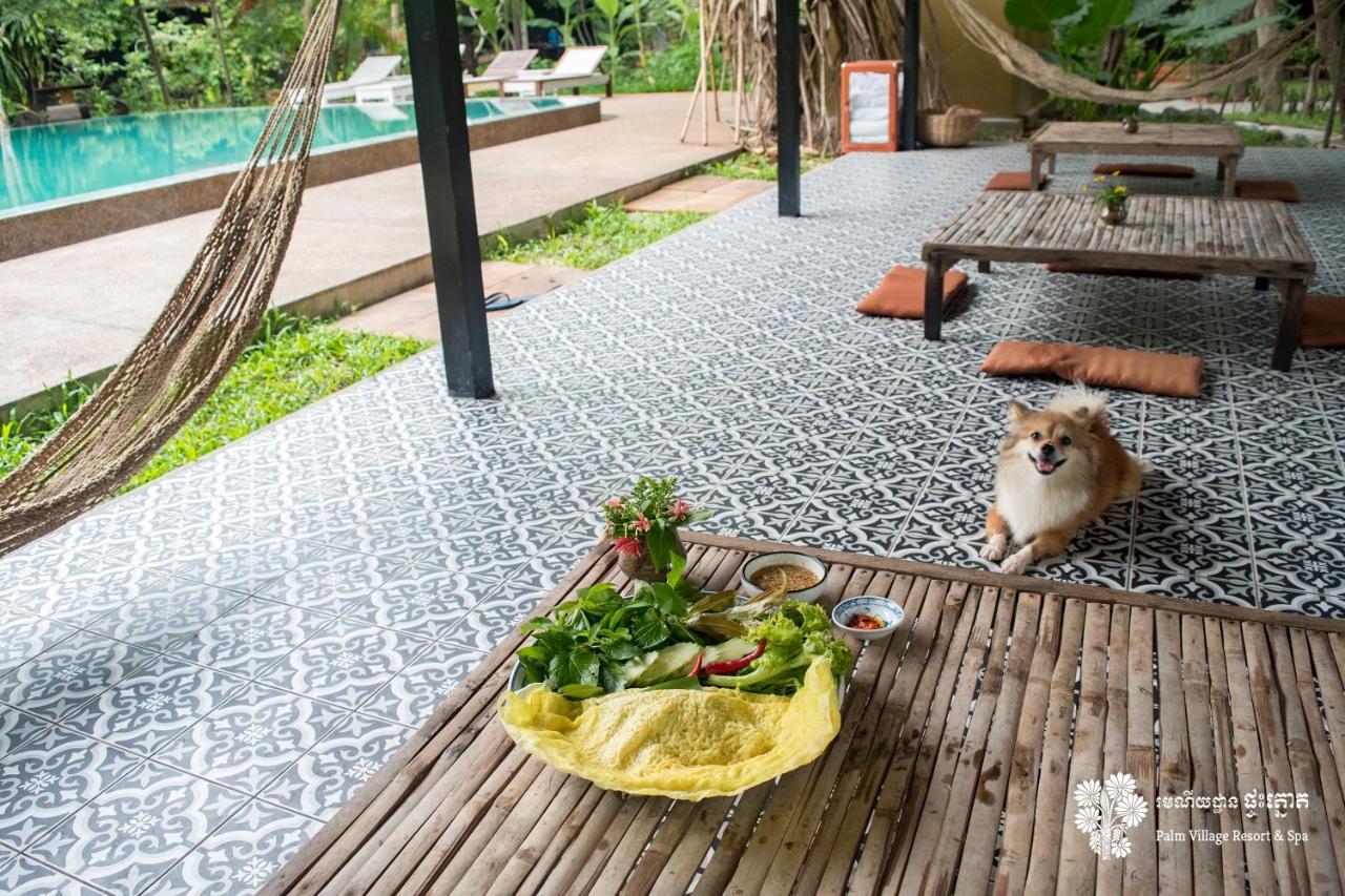 Palm Village Resort & Spa Siem Reap Exterior photo