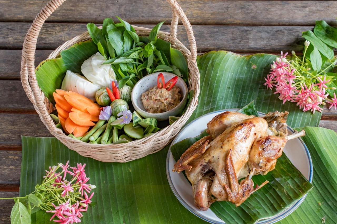 Palm Village Resort & Spa Siem Reap Exterior photo