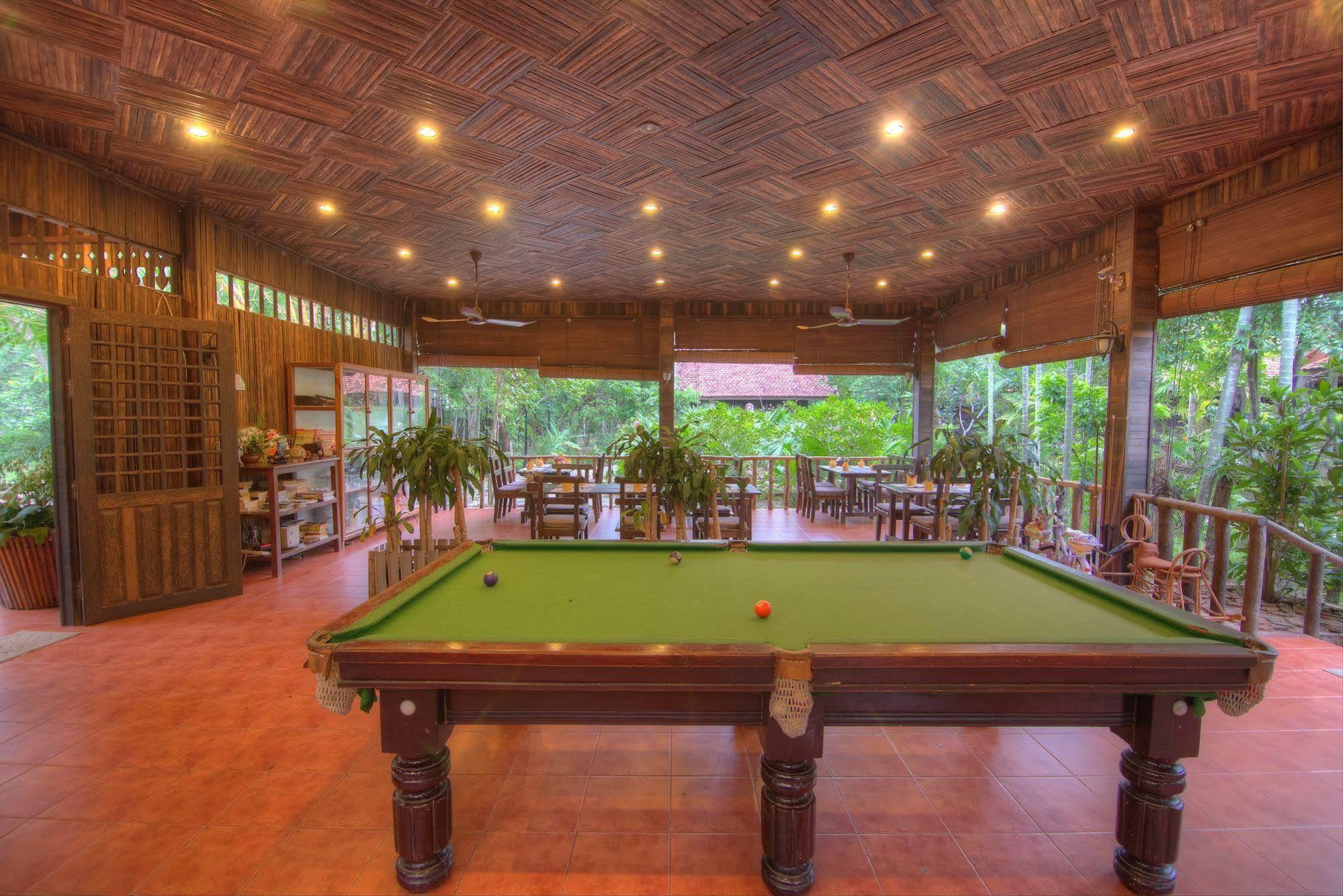 Palm Village Resort & Spa Siem Reap Exterior photo